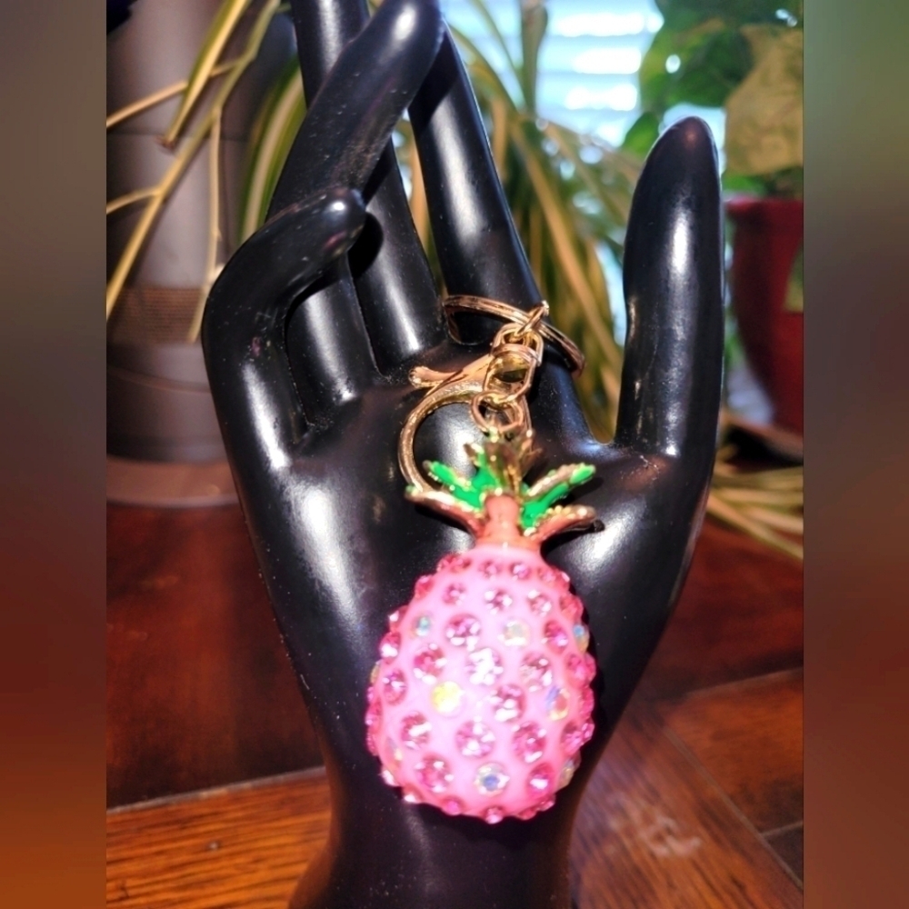Bag Charm Pink Pineapple - Picture 1 of 3